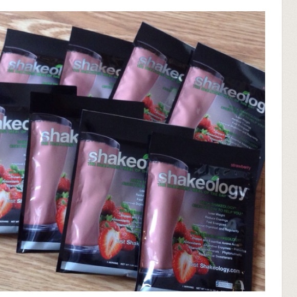 9 strawberry Shakeology samples (reserved)