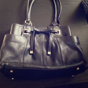 Tignanello leather purse