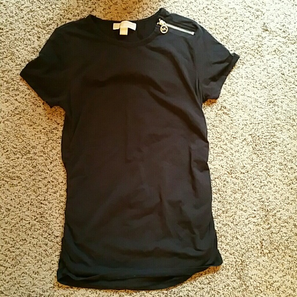 MICHAEL Michael Kors Tops - 24 Hr Sale ♡Michael Kors Short Sleeve Ruched Top