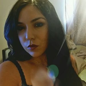 Meet your Posher, Gloria