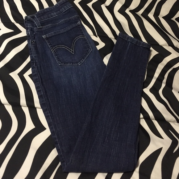 Levi jeans