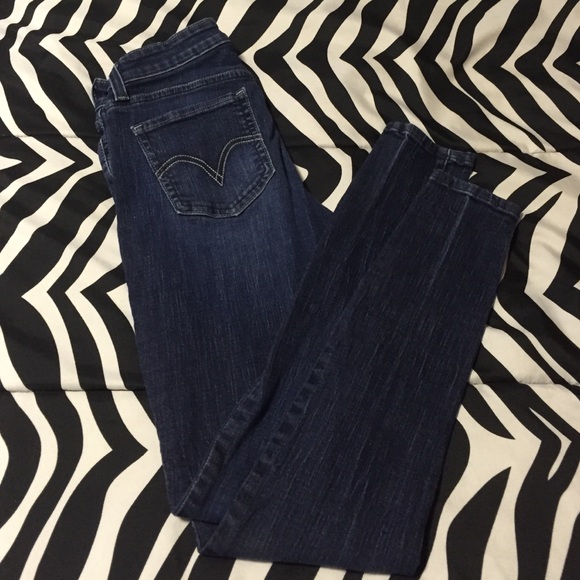 Levi jeans