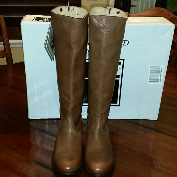 SOLD!! 🚫🚫🚫 Frye Melissa Button Zip Riding Boots - Picture 2 of 4