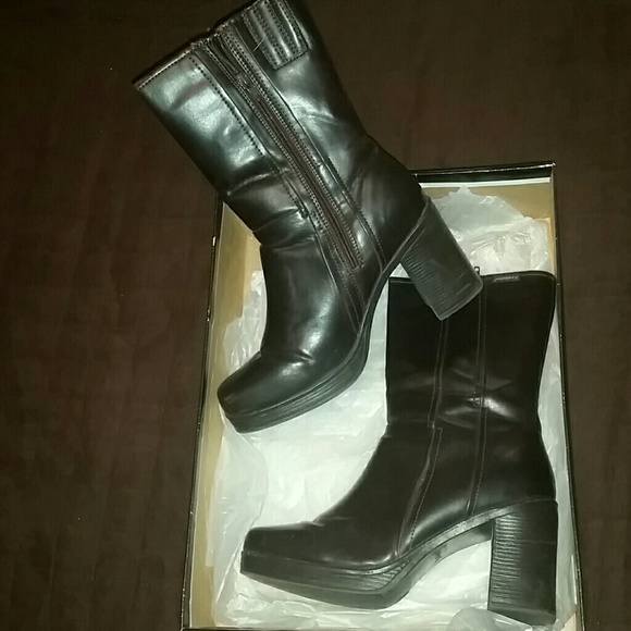 Brown boots