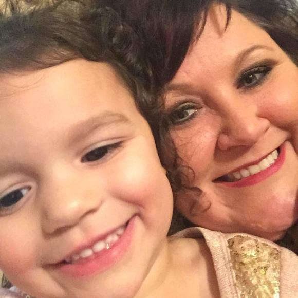 Meet your Posher, Andra