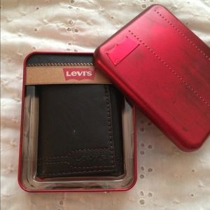 Levi's Leather Wallet. Brand new.