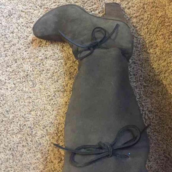 Fiorentini and baker grey suede heel boots