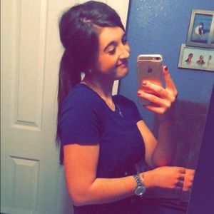 Meet your Posher, Mikayla