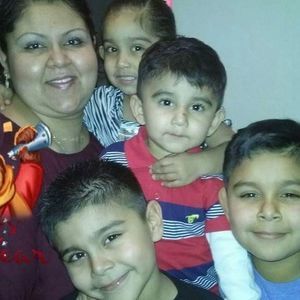 Meet your Posher, Edith