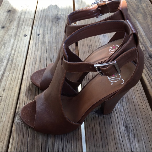 Heeled Ankle Bootie - Picture 2 of 3