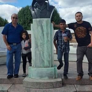 Meet your Posher, Sergio