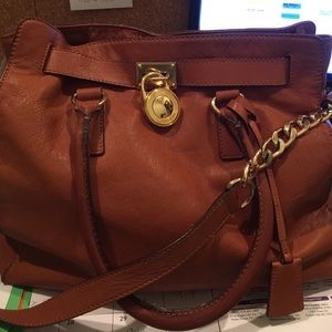 Michael kors large tote/shoulder bag cognac color