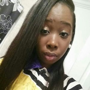 Meet your Posher, Queshia