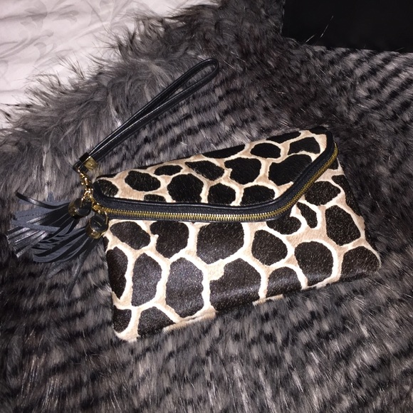 Henri Bendel Wristlet