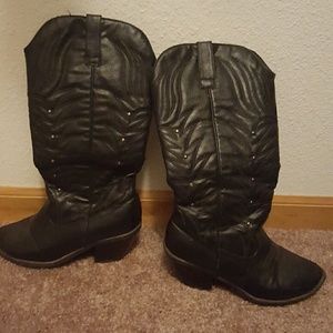 Black cowboy boots