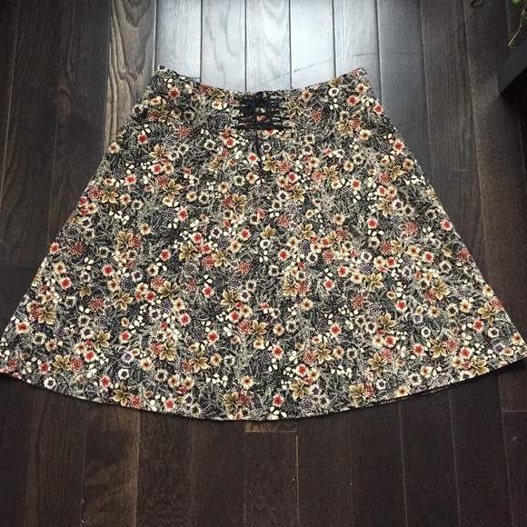 Anthropologie skirt velvet corduroy floral