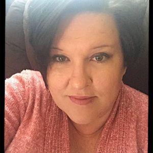 Meet your Posher, Danette