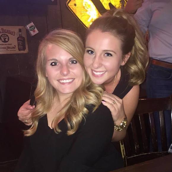 Meet your Posher, Kayla