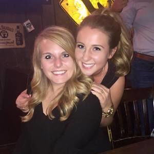 Meet your Posher, Kayla