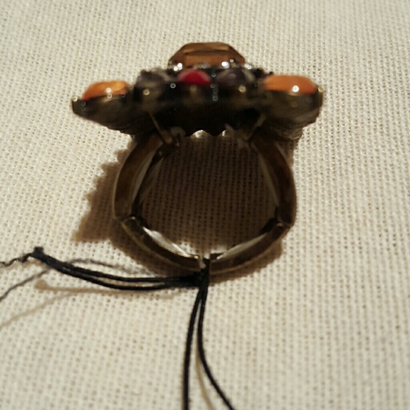 RGUNDY  RING - Picture 2 of 4