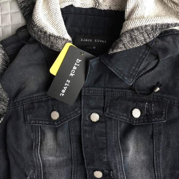 Black Rivet Distressed Jean Jacket - Picture 2 of 4