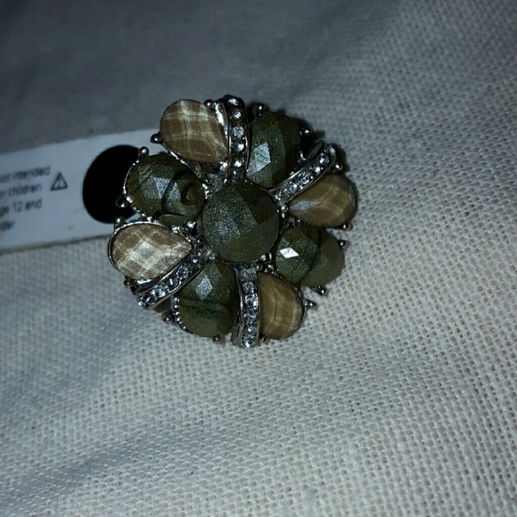 Cute ring - Picture 3 of 4