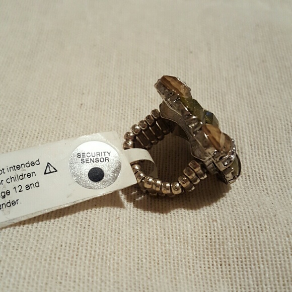 Cute ring - Picture 4 of 4