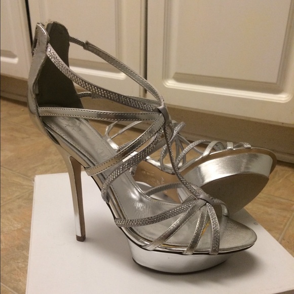 New ALDO high heel sandals - Picture 2 of 4