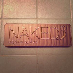 Urban Decay Naked 3