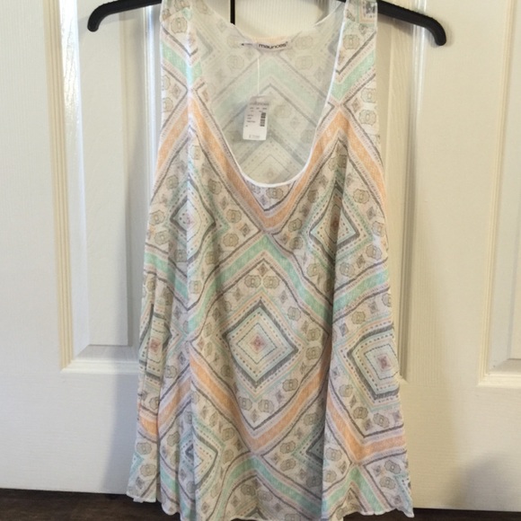 Cute tribal top!