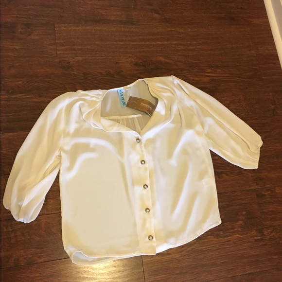 Francesca's Cream Blouse