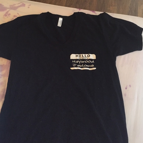 A black tee shirt