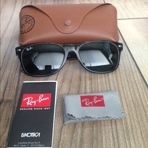 Ray-Ban New Wayfarer sunglasses