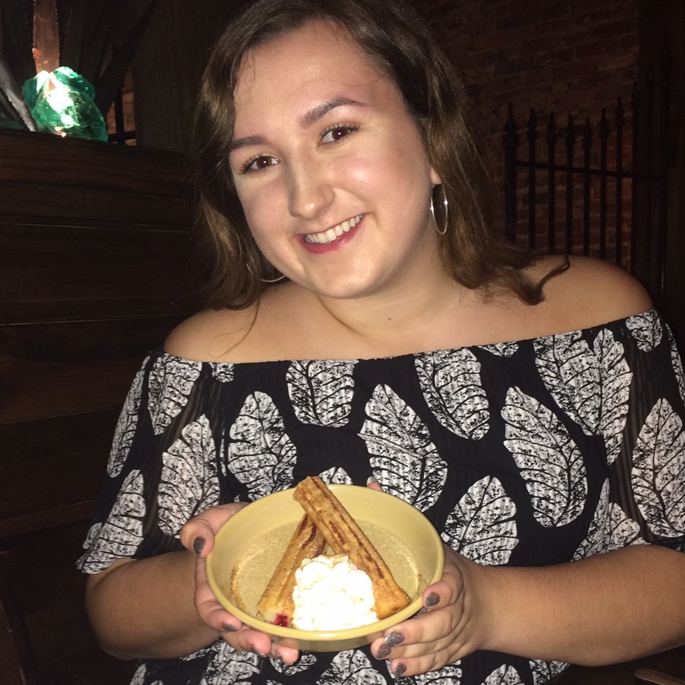 Meet your Posher, Caroline