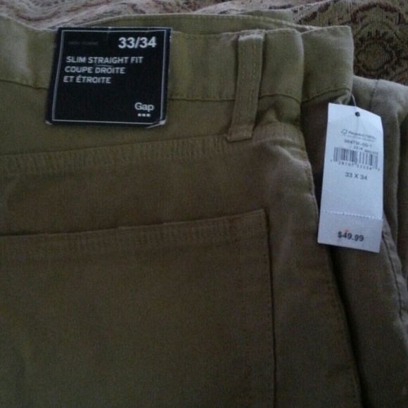 NEW Gap Khaki pants for Men