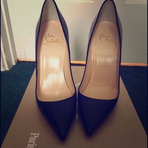 Christian Louboutin "So Kate" Black Size 5