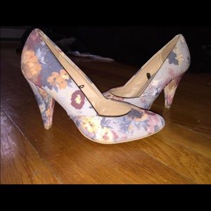 Flower heels