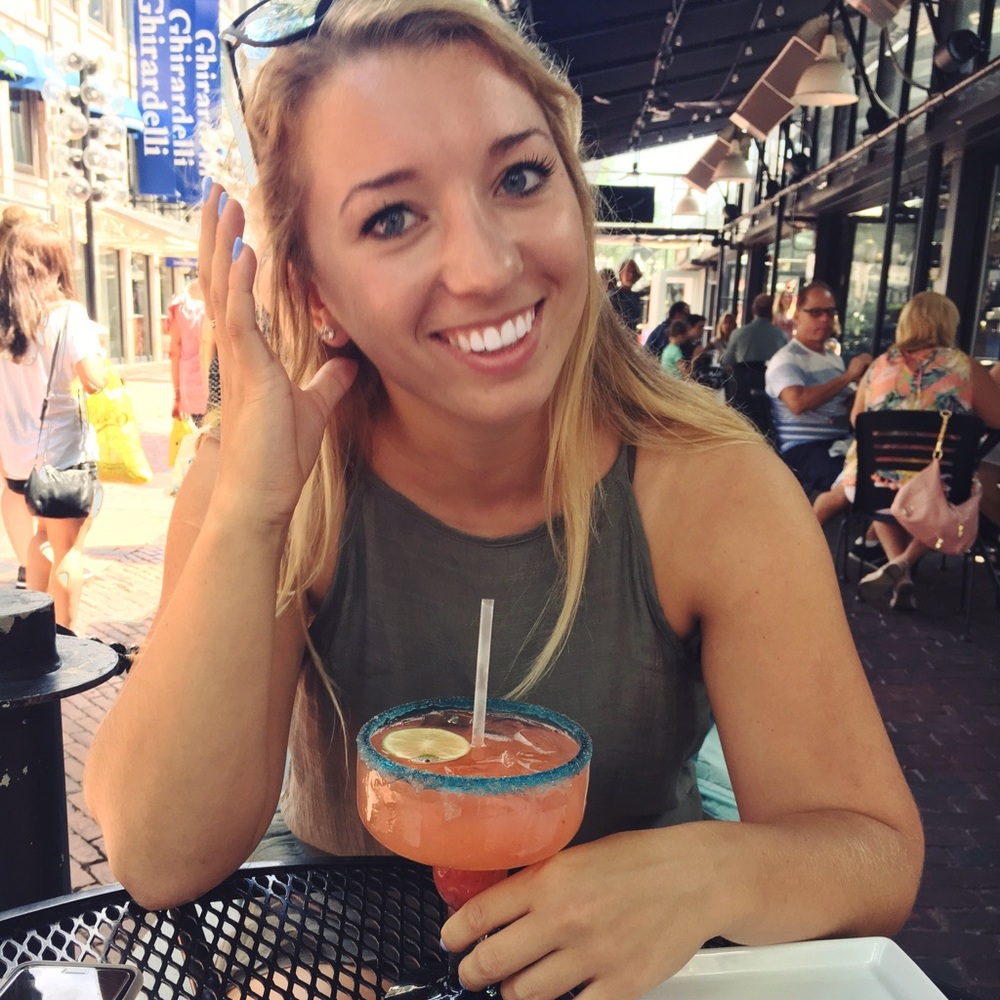 Meet your Posher, Tara
