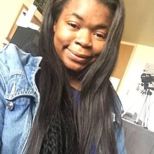 Meet your Posher, Carrie