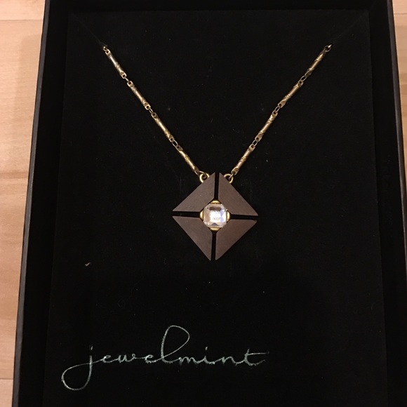 Jewelmint daphne pendant - Picture 1 of 4