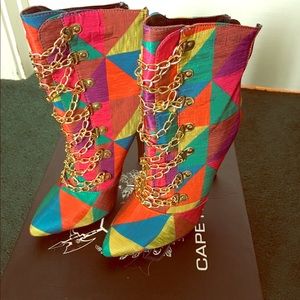 Cape Robbin Heels Size 5.5