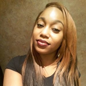 Meet your Posher, Brittney