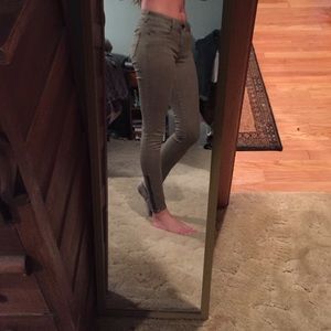 Bullhead ankle skinniest jeans