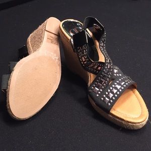 Kelsi Dagger size 6.5 Black Wedges