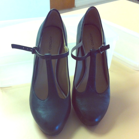 Antonio Melani Closed Toe T-Strap Heels