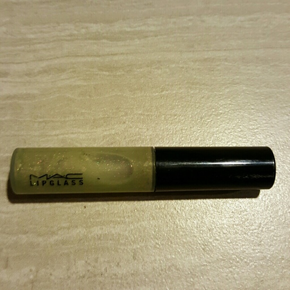 LE MAC Lipglass Jealous