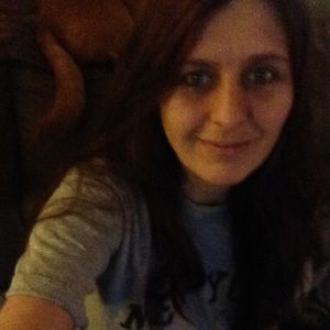 Meet your Posher, Alicia