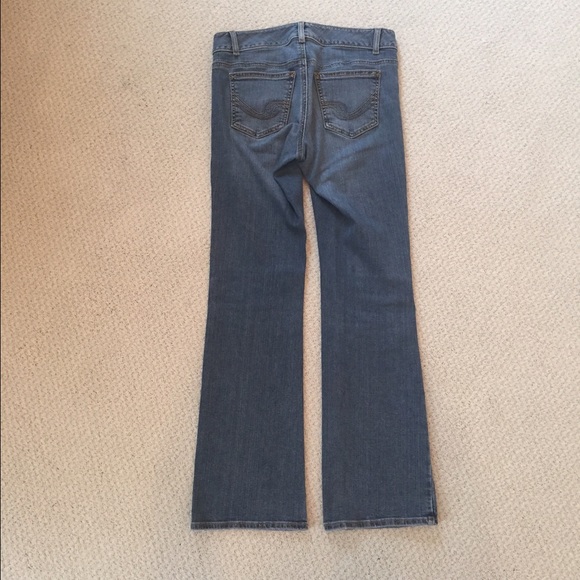 Tommy Hilfiger Jeans Size 4/Slight Boot Cut - Picture 2 of 4
