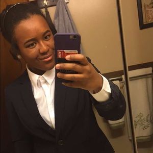 Meet your Posher, Sheila