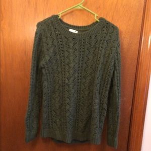 Cosy dark green sweater